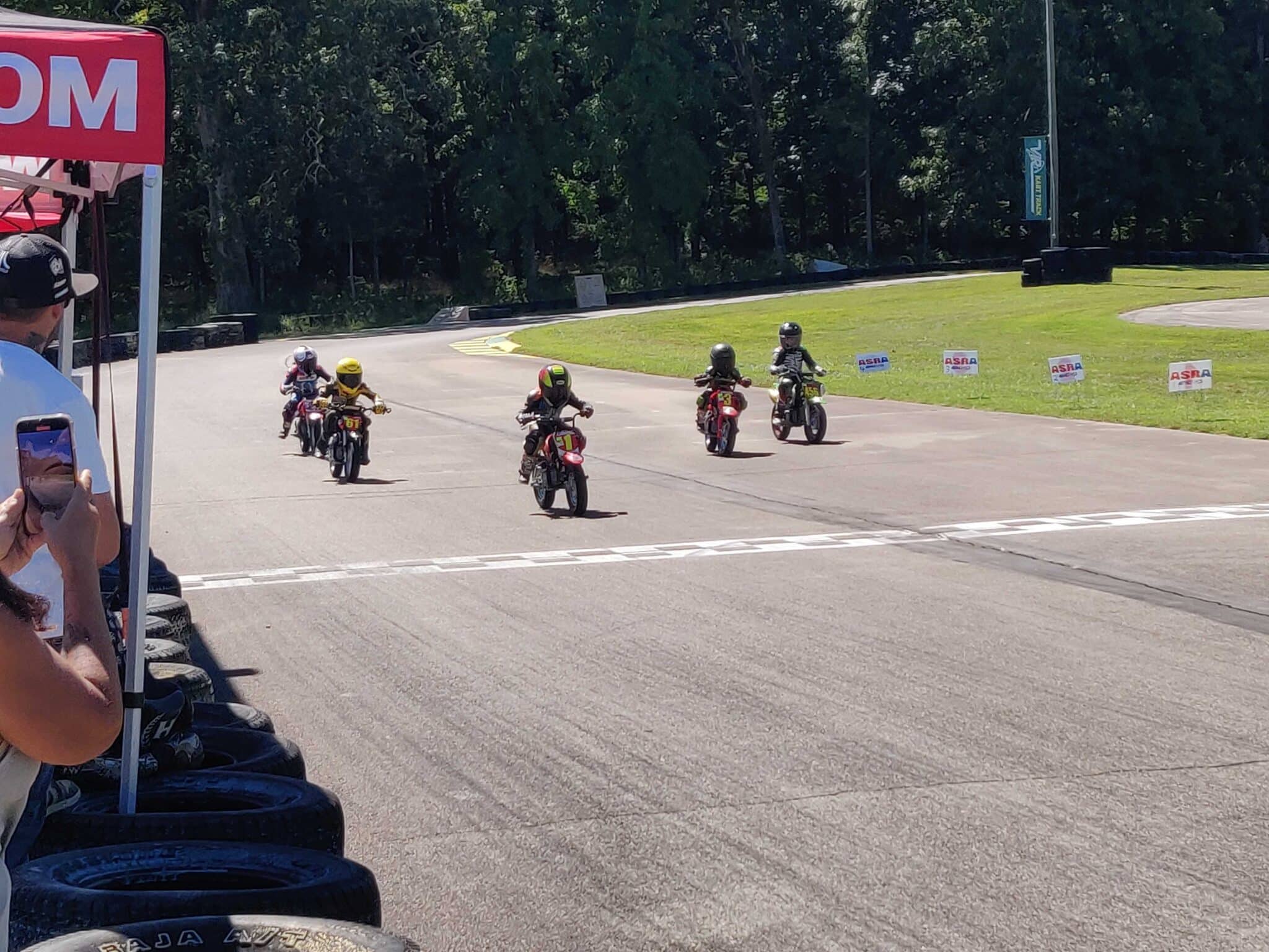 race-1-stock-50-start-2048x1536